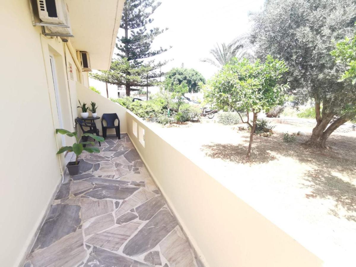 Stalis Drops Bed and Breakfast Exteriör bild